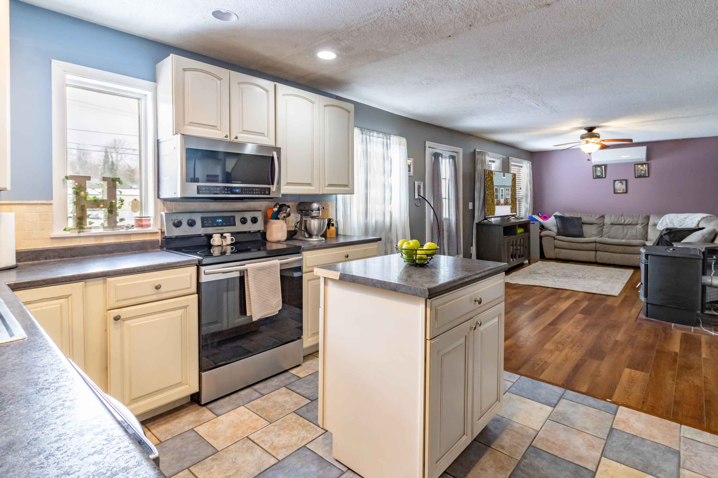 78 County Road Milford, ME 04461 - Photo 9 of 44 78 County Road Interiors-23