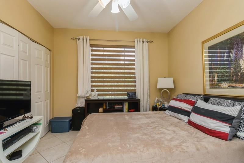 17244 Antigua Point Way Boca Raton, FL 33487 - Photo 9 of 11 3rd bed