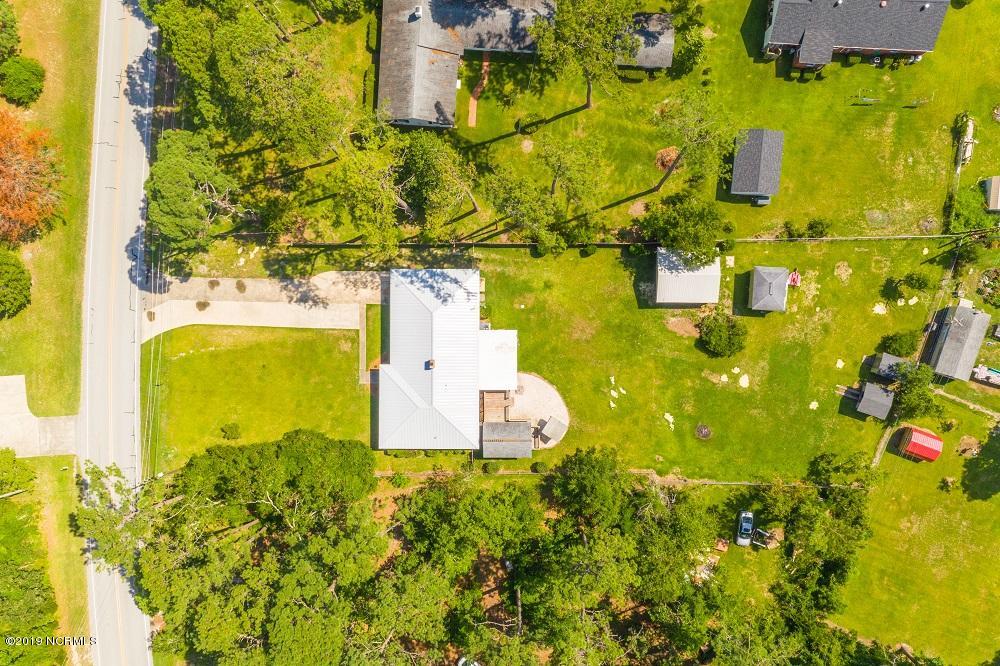 3003 Country Club Road Morehead City, NC 28557 - Photo 2 of 37 3003 Country Club Rd-2
