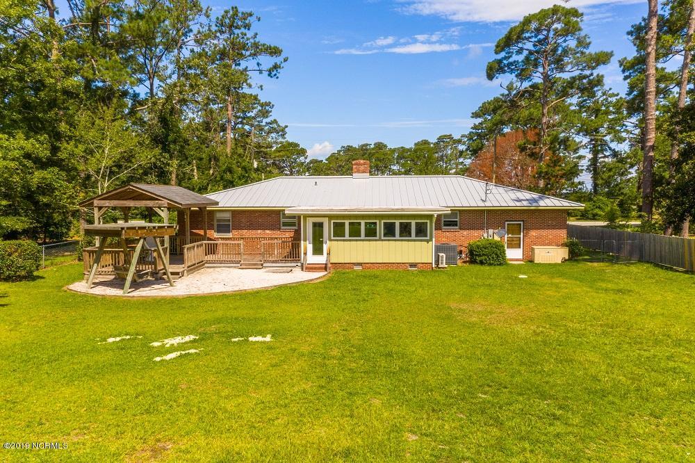 3003 Country Club Road Morehead City, NC 28557 - Photo 6 of 37 3003 Country Club Rd-15