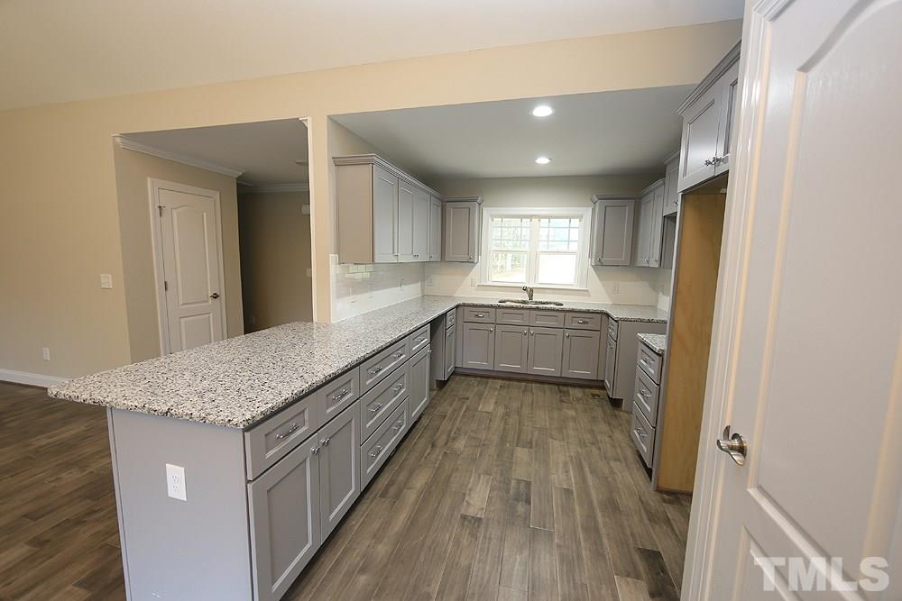 2480 Tarheel Road Benson, NC 27504 - Photo 5 of 15 Gallery Image 5