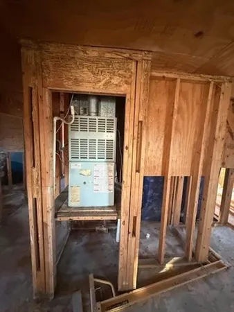 $74,999 | 160 East 26th Place, Larose, LA 70373