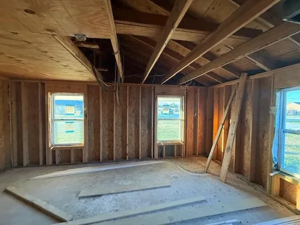 $74,999 | 160 East 26th Place, Larose, LA 70373