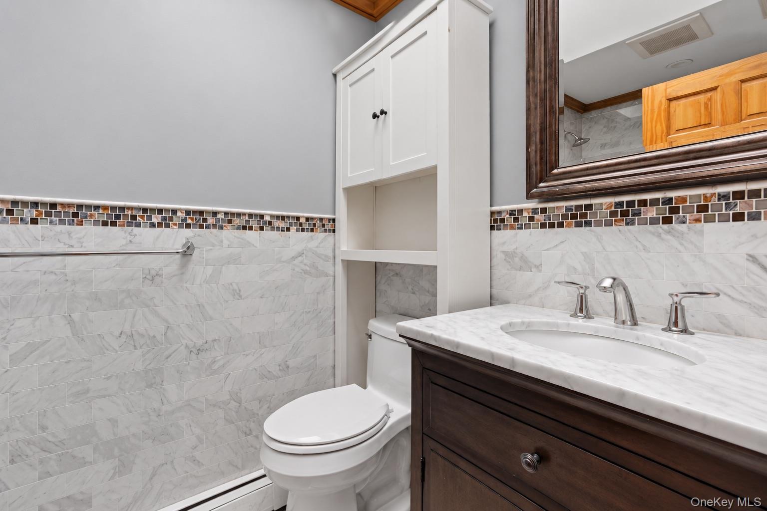 79 Plymouth Road Plainview, NY 11803 - Photo 18 of 28 Gallery Image 18