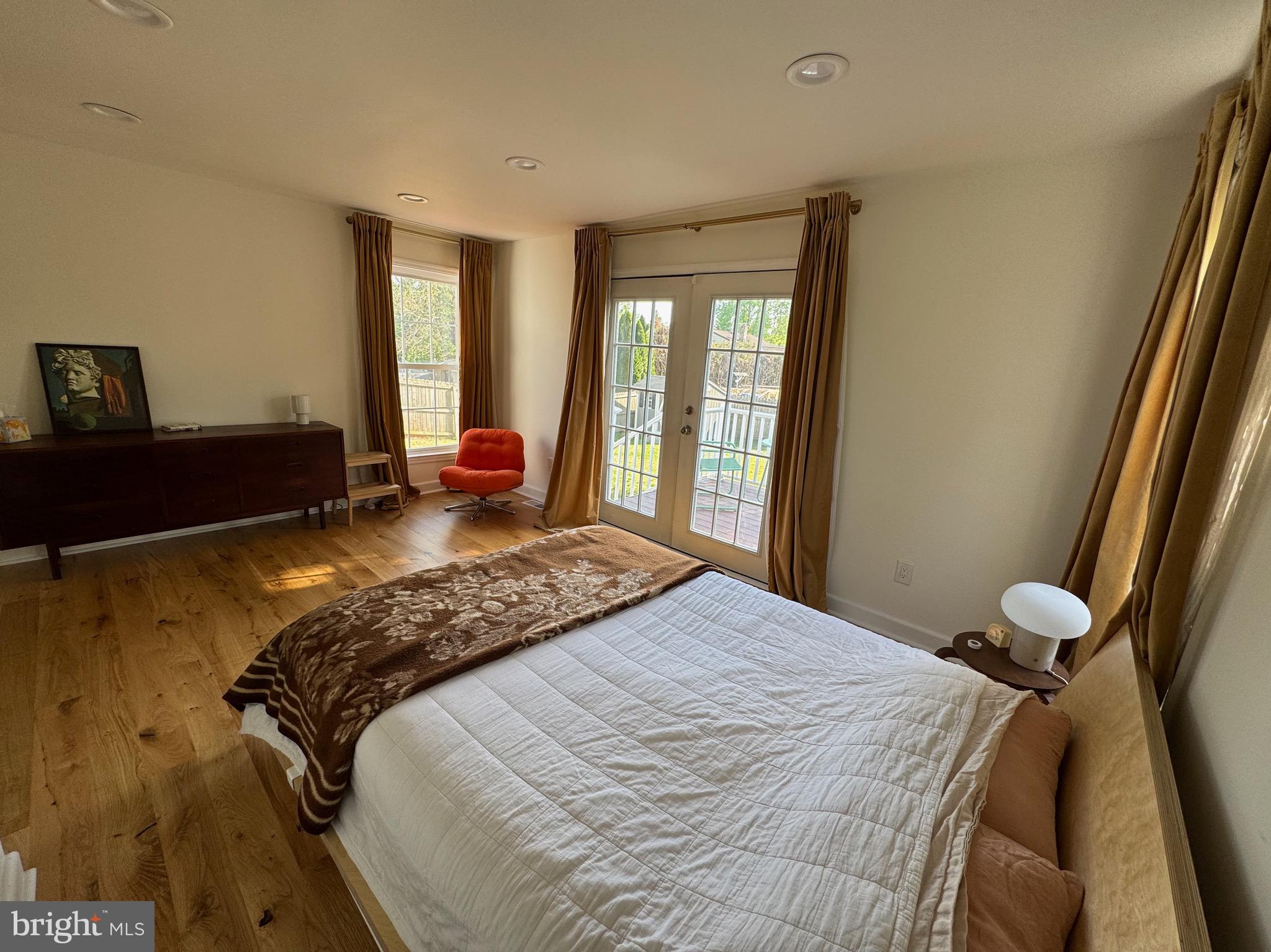 41 Ewingville Road Ewing, NJ 08638 - Photo 21 of 38 MAIN BEDROOM