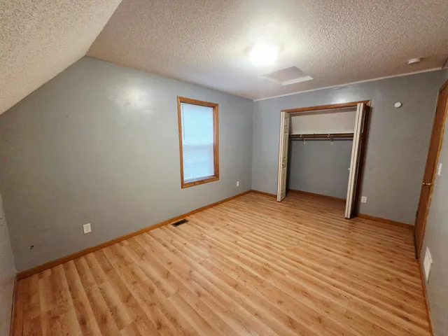 $299,900 | 925 Marion Street, St. Paul, MN 55117