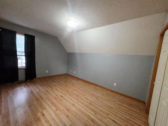 $299,900 | 925 Marion Street, St. Paul, MN 55117