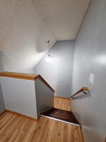 $299,900 | 925 Marion Street, St. Paul, MN 55117