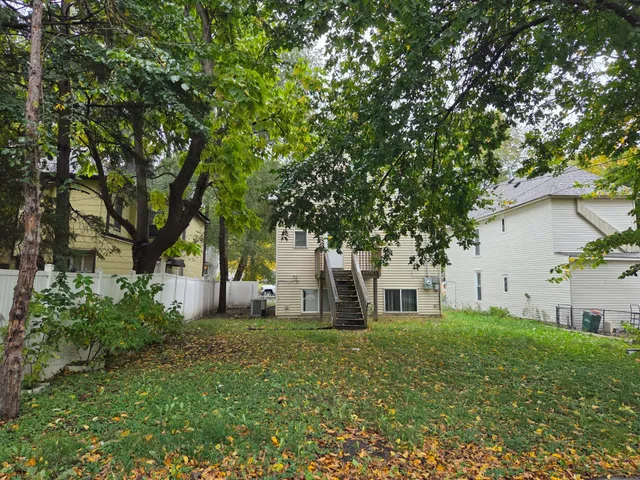 $299,900 | 925 Marion Street, St. Paul, MN 55117