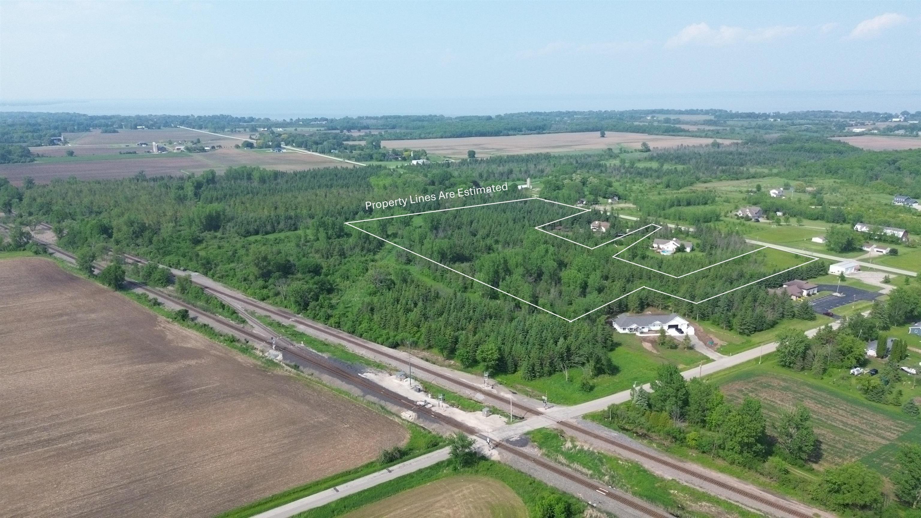 County Road, Unit C1 Oshkosh, WI 54902 - Photo 1 of 9 Gallery Image 1