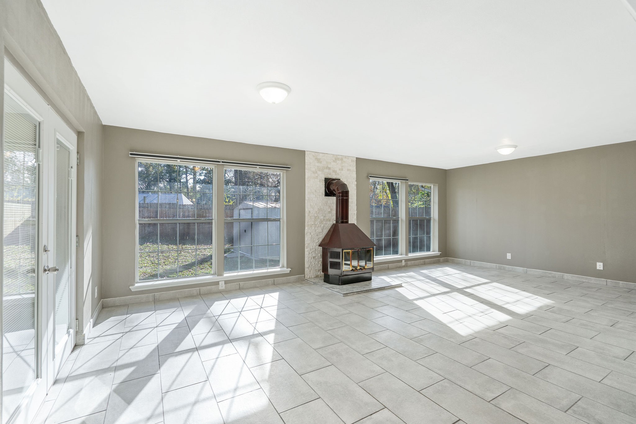 3307 Roaming Woods Lane Spring, TX 77380 - Photo 18 of 35