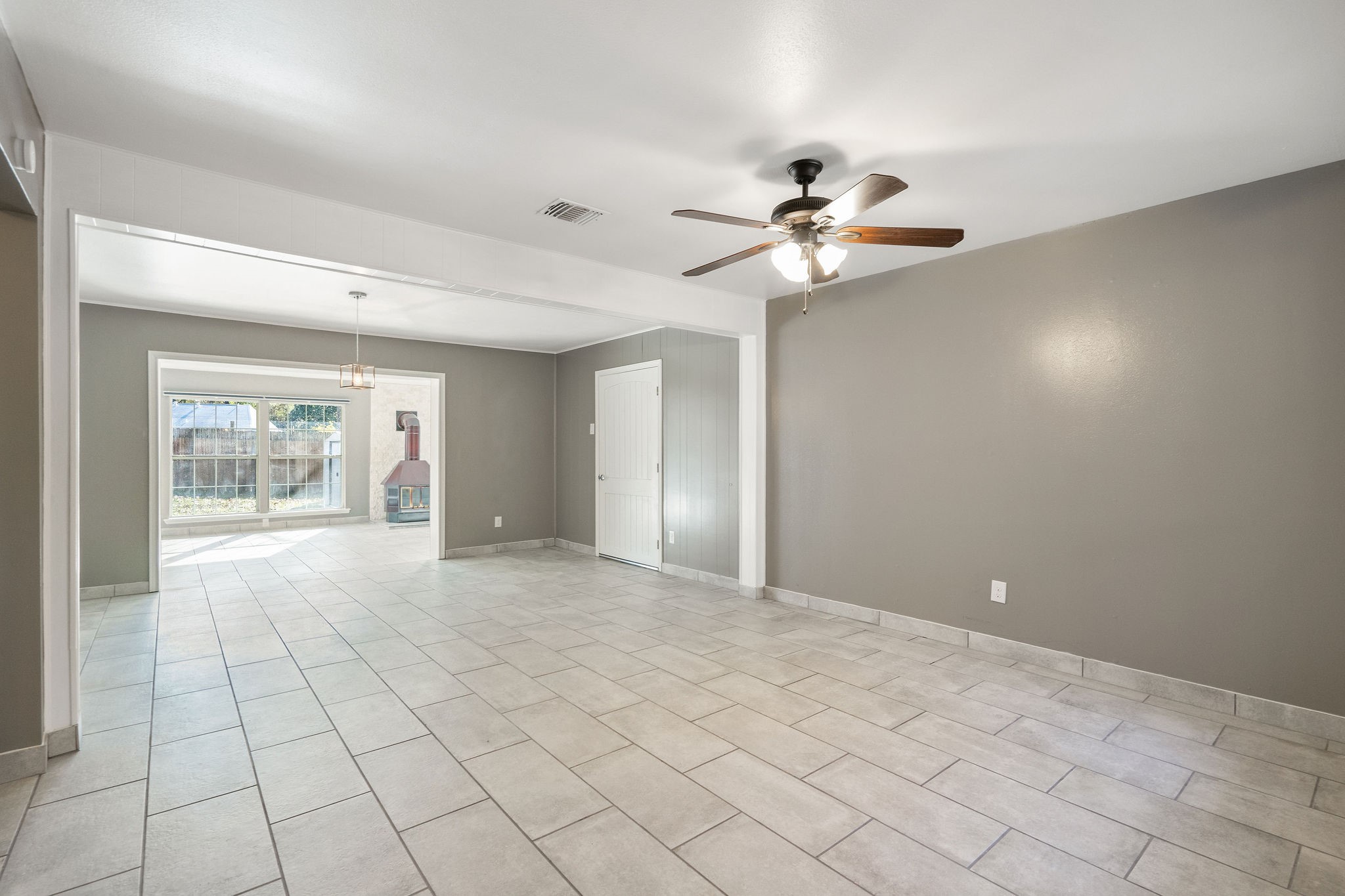 3307 Roaming Woods Lane Spring, TX 77380 - Photo 7 of 35