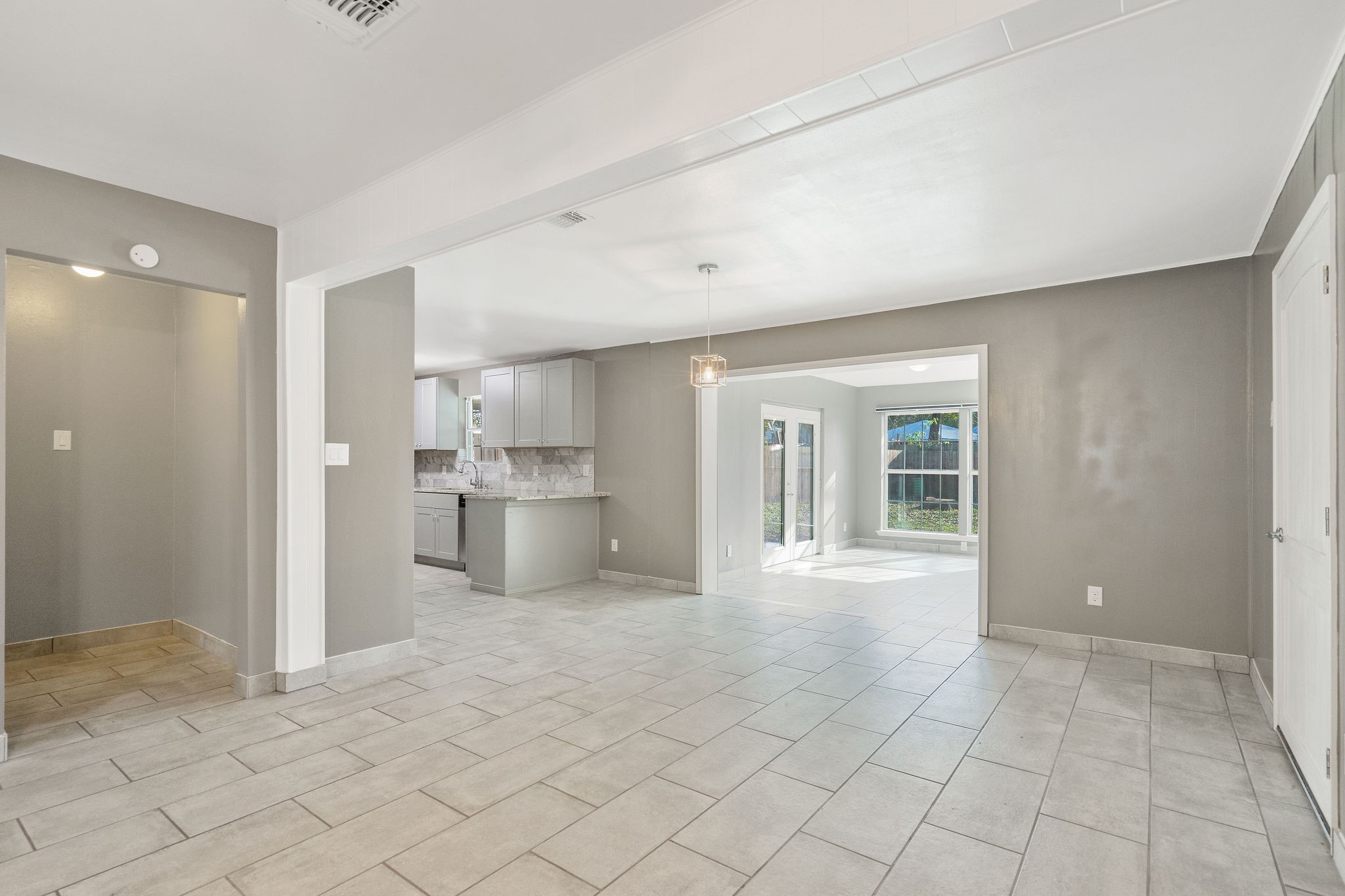 3307 Roaming Woods Lane Spring, TX 77380 - Photo 9 of 35