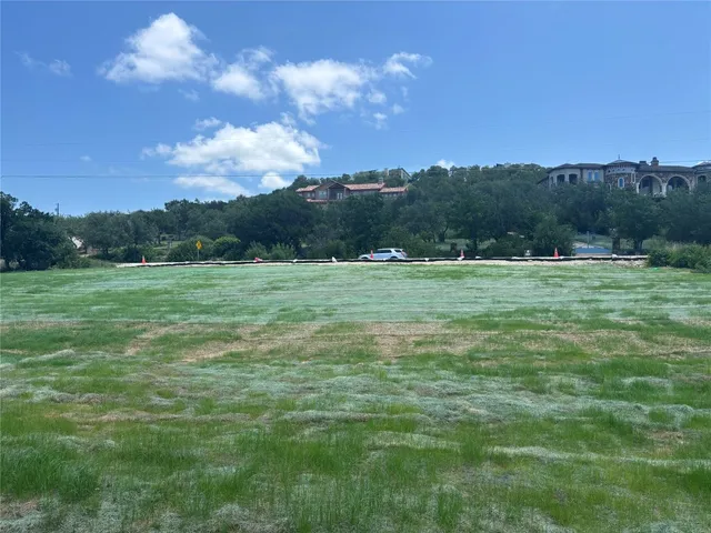 a big yard with lots of green space