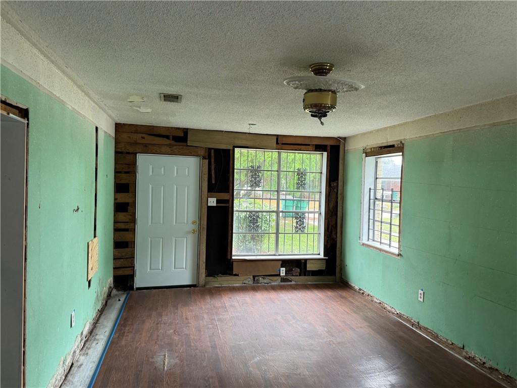 712 Ave F Marrero, LA 70072 - Photo 3 of 9