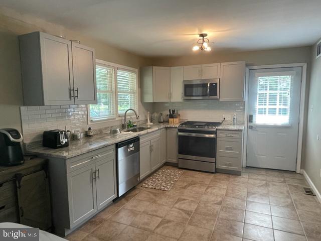 839 Buck Road Pittsgrove, NJ 08318 - Photo 12 of 48 Open kitchen