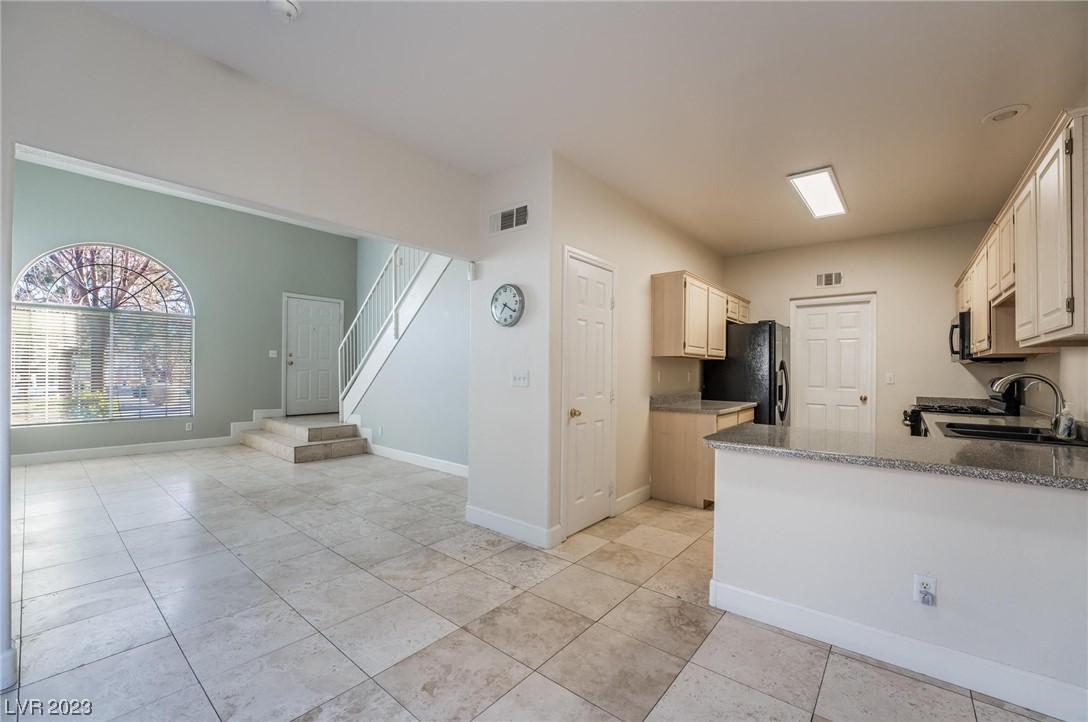 1633 Cave Spring Drive Henderson, NV 89014 - Photo 2 of 46