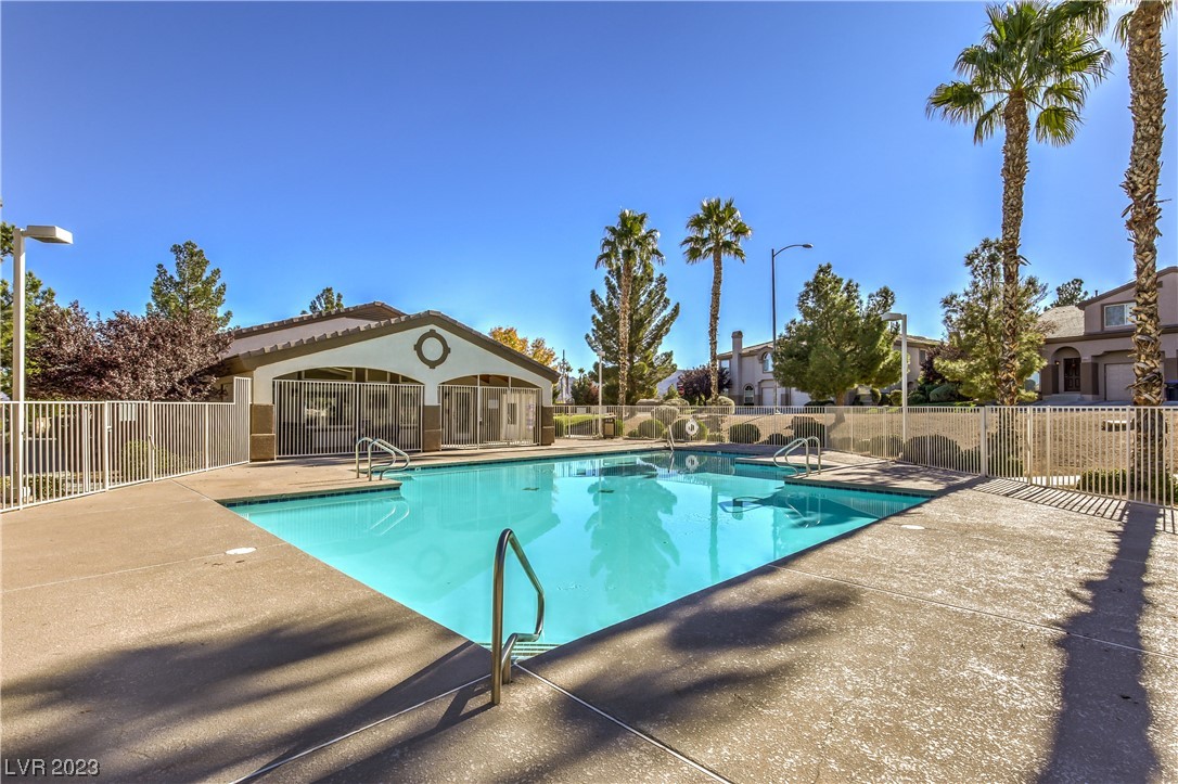 1633 Cave Spring Drive Henderson, NV 89014 - Photo 4 of 46