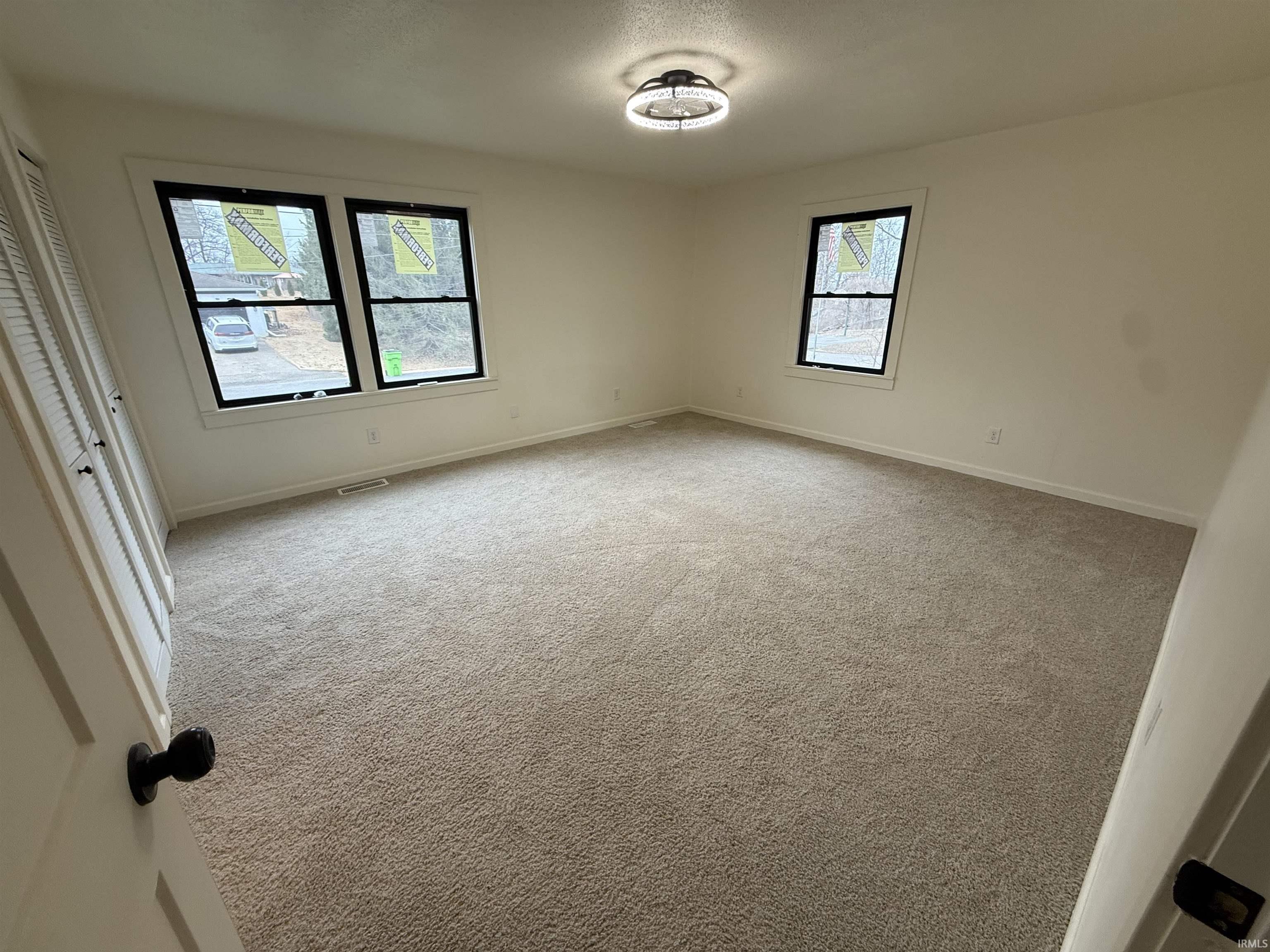 1718 Ridgeway Avenue Vincennes, IN 47591 - Photo 11 of 33