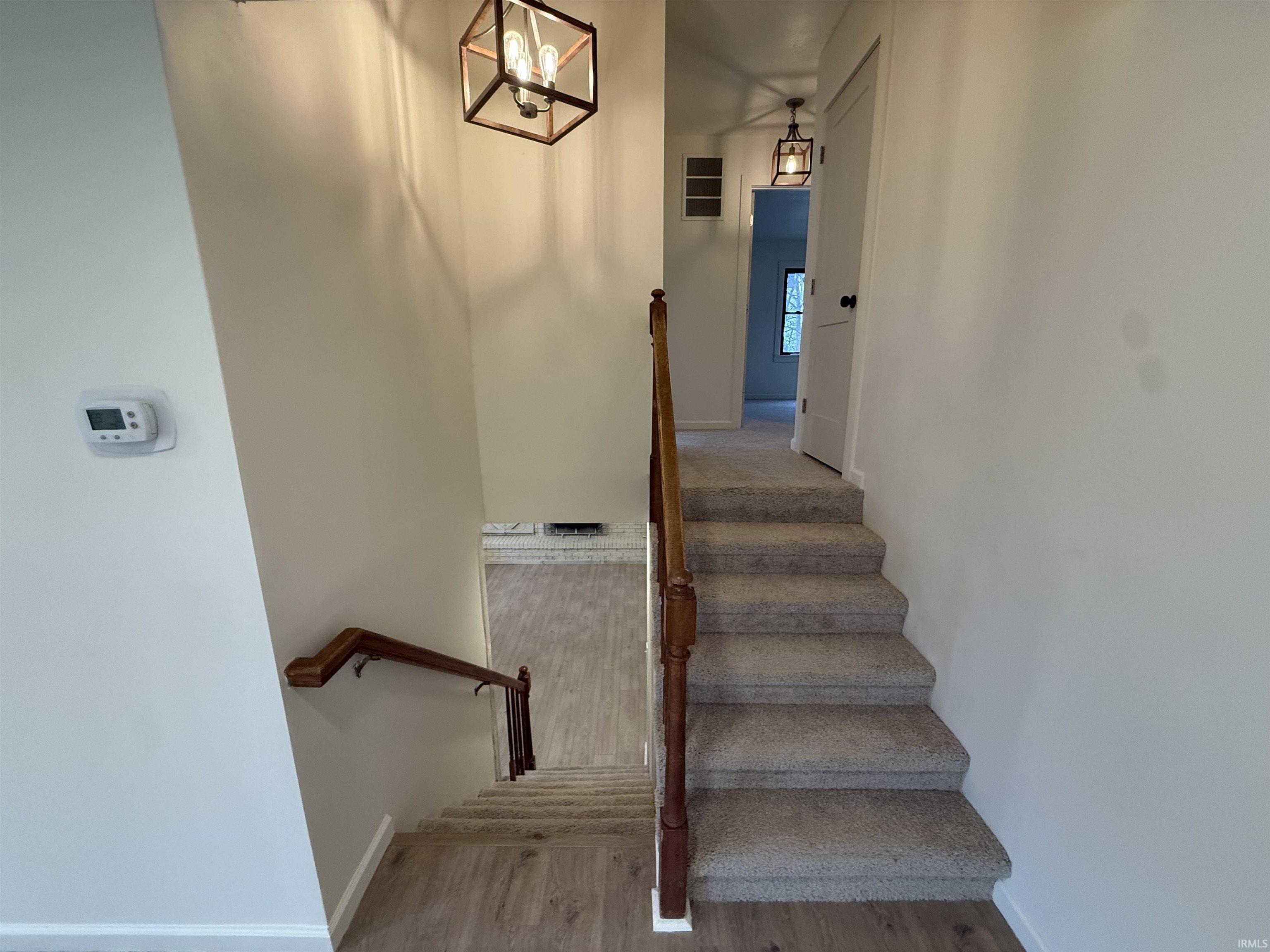 1718 Ridgeway Avenue Vincennes, IN 47591 - Photo 10 of 33