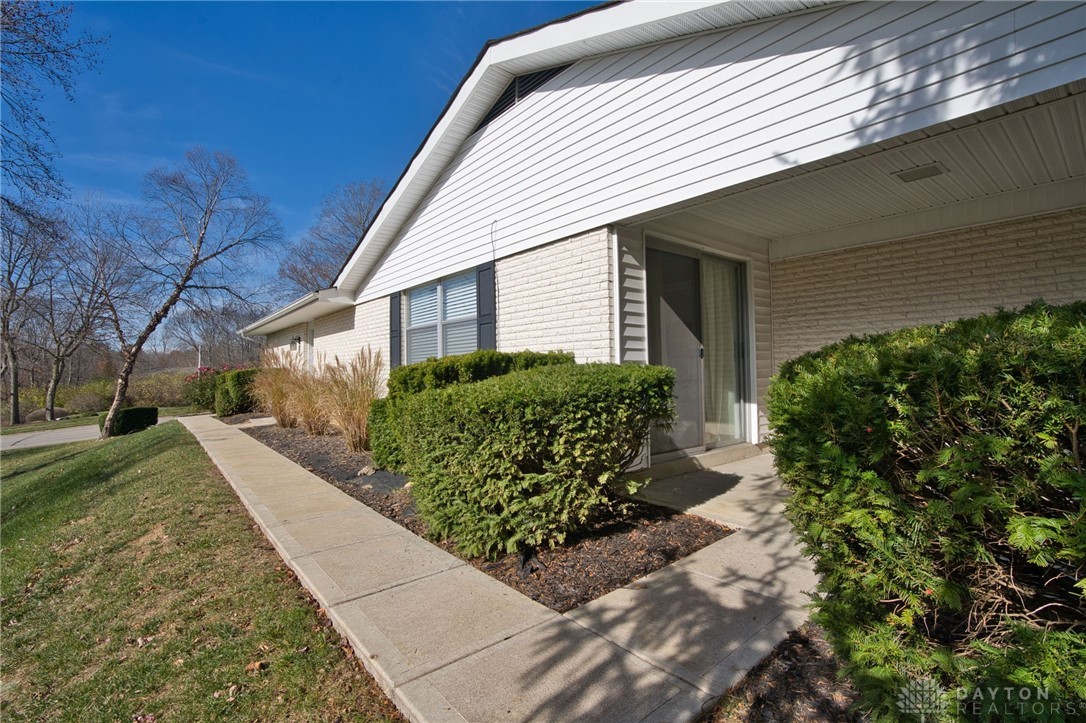 7670 Bigger Road Centerville, OH 45459 - Photo 37 of 41