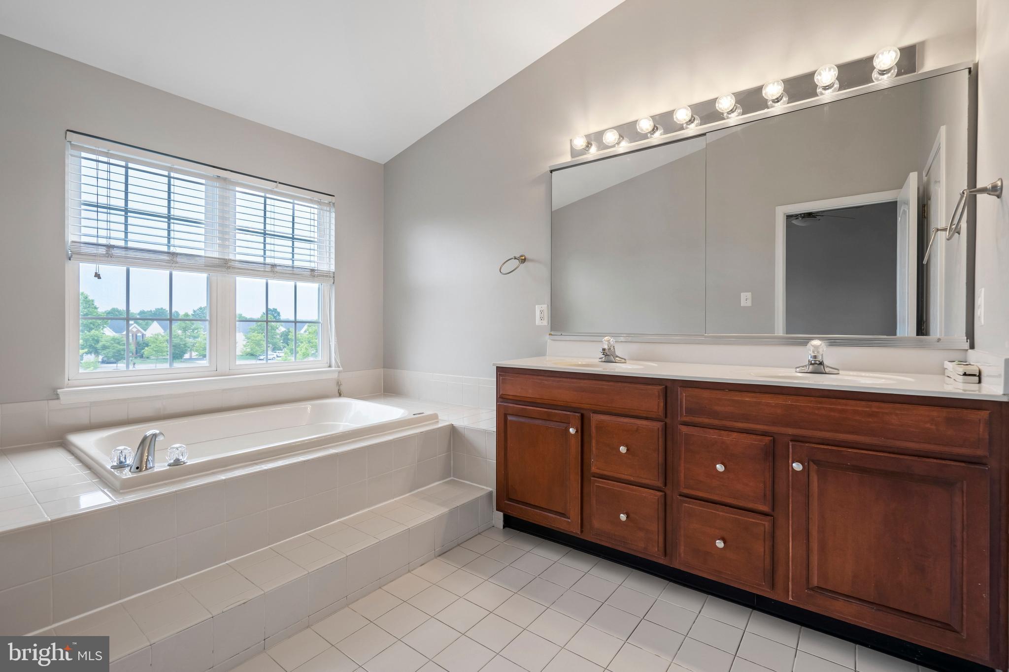 25242 Lyon Terrace Chantilly, VA 20152 - Photo 16 of 25