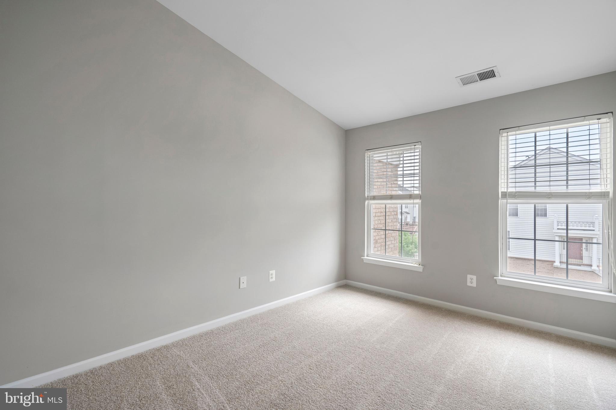 25242 Lyon Terrace Chantilly, VA 20152 - Photo 19 of 25