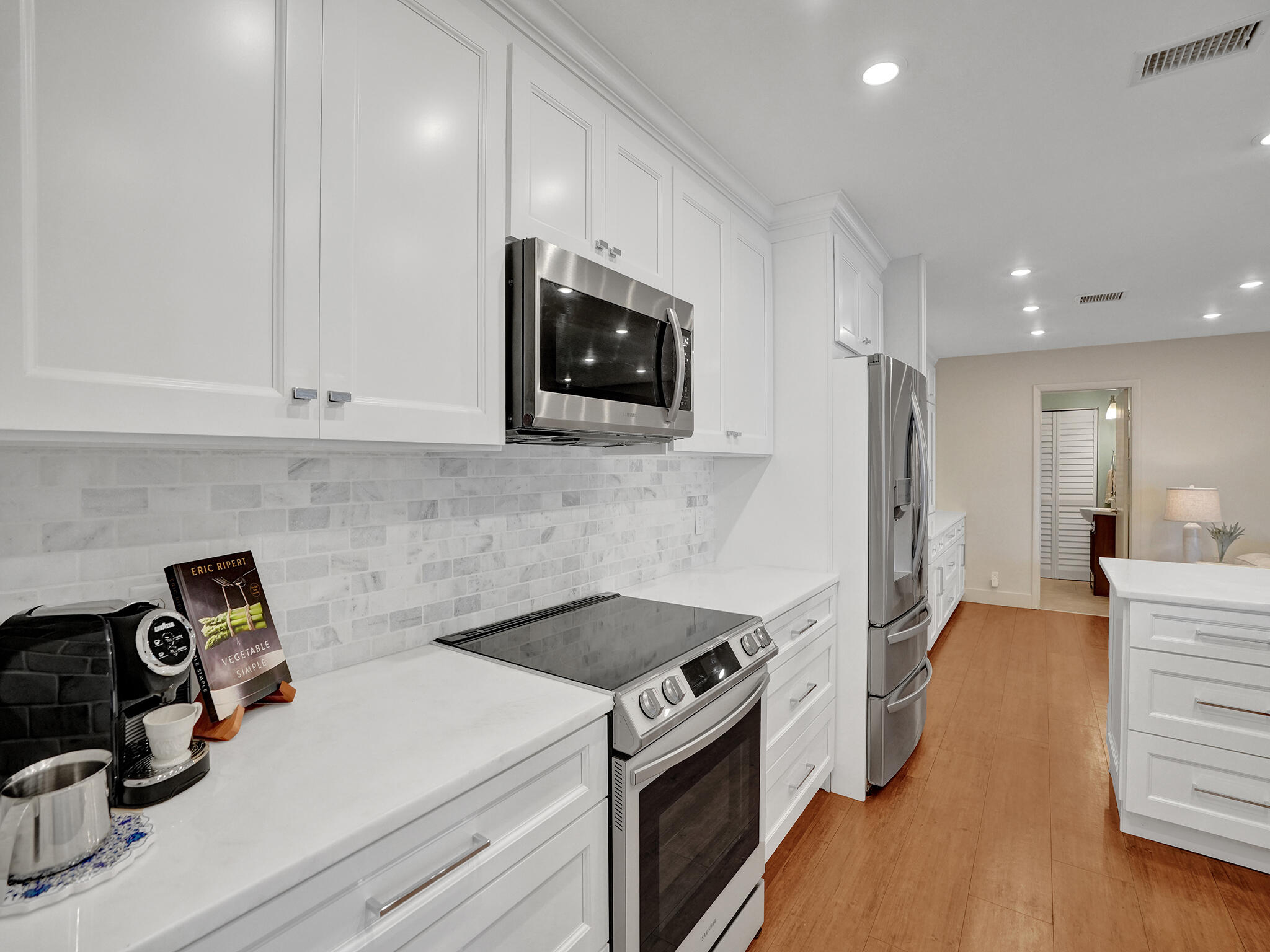 999 Southwest 17th Street Boca Raton, FL 33486 - Photo 25 of 49 DSC06459