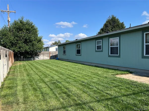 $220,000 | 2472 Lowell Avenue, Burlington, CO 80807