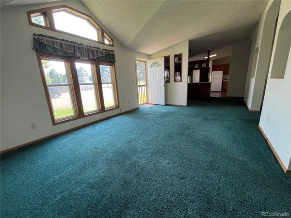 $220,000 | 2472 Lowell Avenue, Burlington, CO 80807