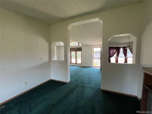 $220,000 | 2472 Lowell Avenue, Burlington, CO 80807