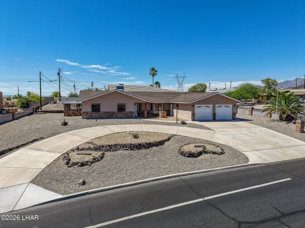 $474,900 | 1407 McCulloch Boulevard South, Lake Havasu City, AZ 86406