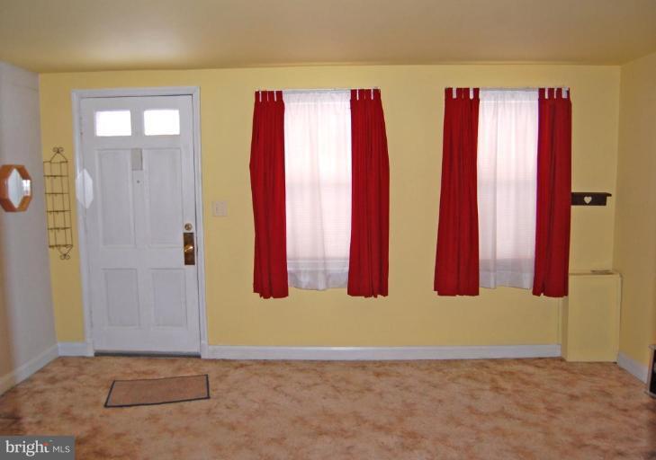 1918 Searles Road Dundalk, MD 21222 - Photo 4 of 10 Spacious Living Room