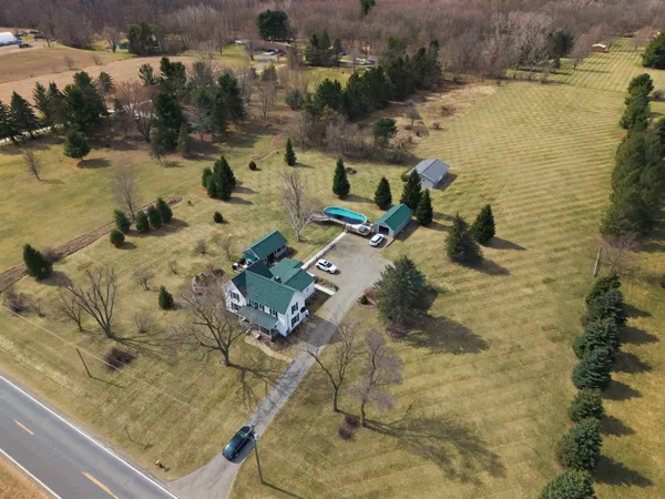 $499,900 | 11300 Clinton Road, Clinton, MI 49236
