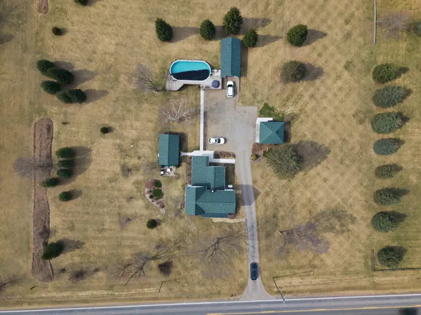 $499,900 | 11300 Clinton Road, Clinton, MI 49236