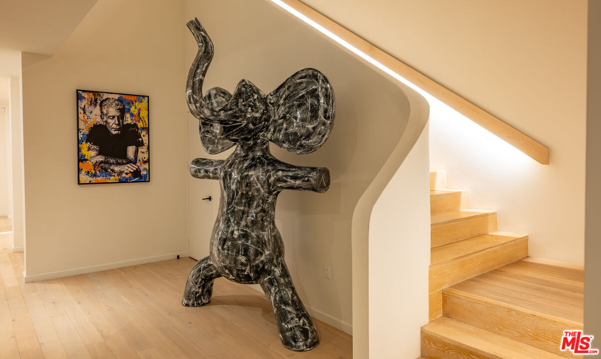 7681 Willow Glen Road Los Angeles, CA 90046 - Photo 45 of 71