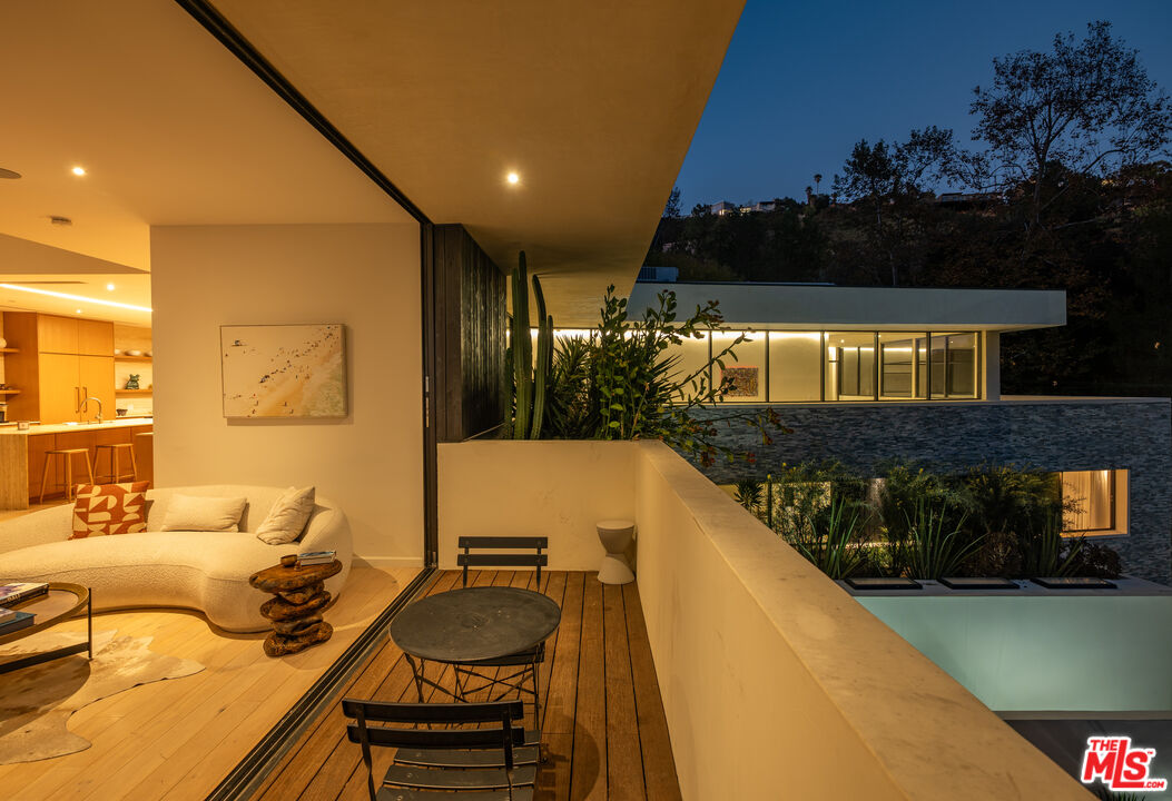 7681 Willow Glen Road Los Angeles, CA 90046 - Photo 58 of 71