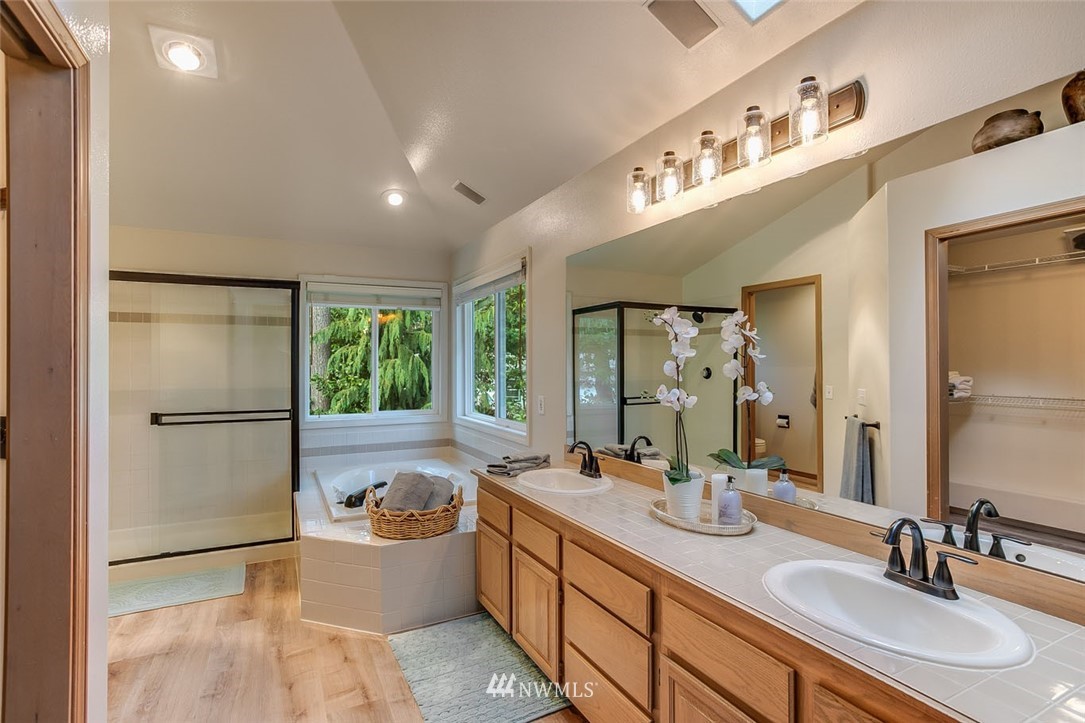 14821 160th Place Southeast Renton, WA 98059 - Photo 16 of 25 Gallery Image 16