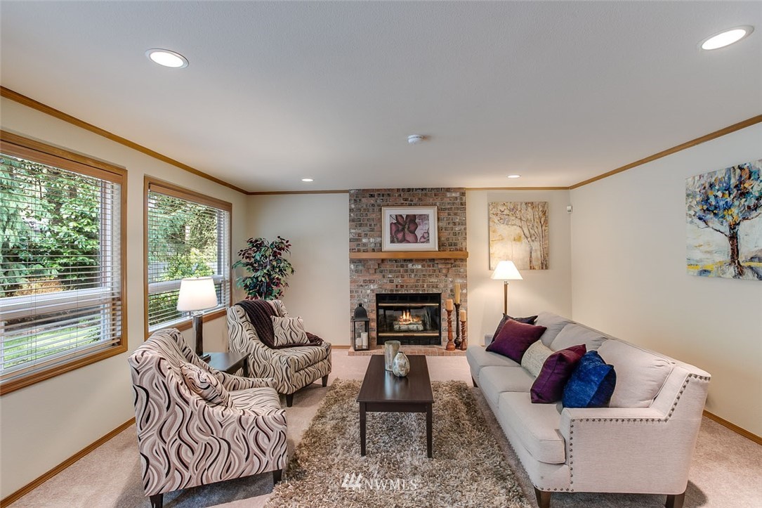 14821 160th Place Southeast Renton, WA 98059 - Photo 7 of 25 Gallery Image 7