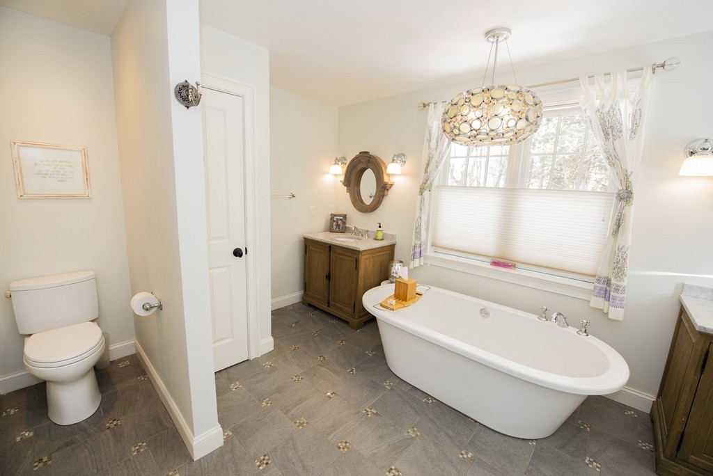 7 Sage Hill Road, Unit 7 Wayland, MA 01778 - Photo 16 of 26 Gallery Image 16