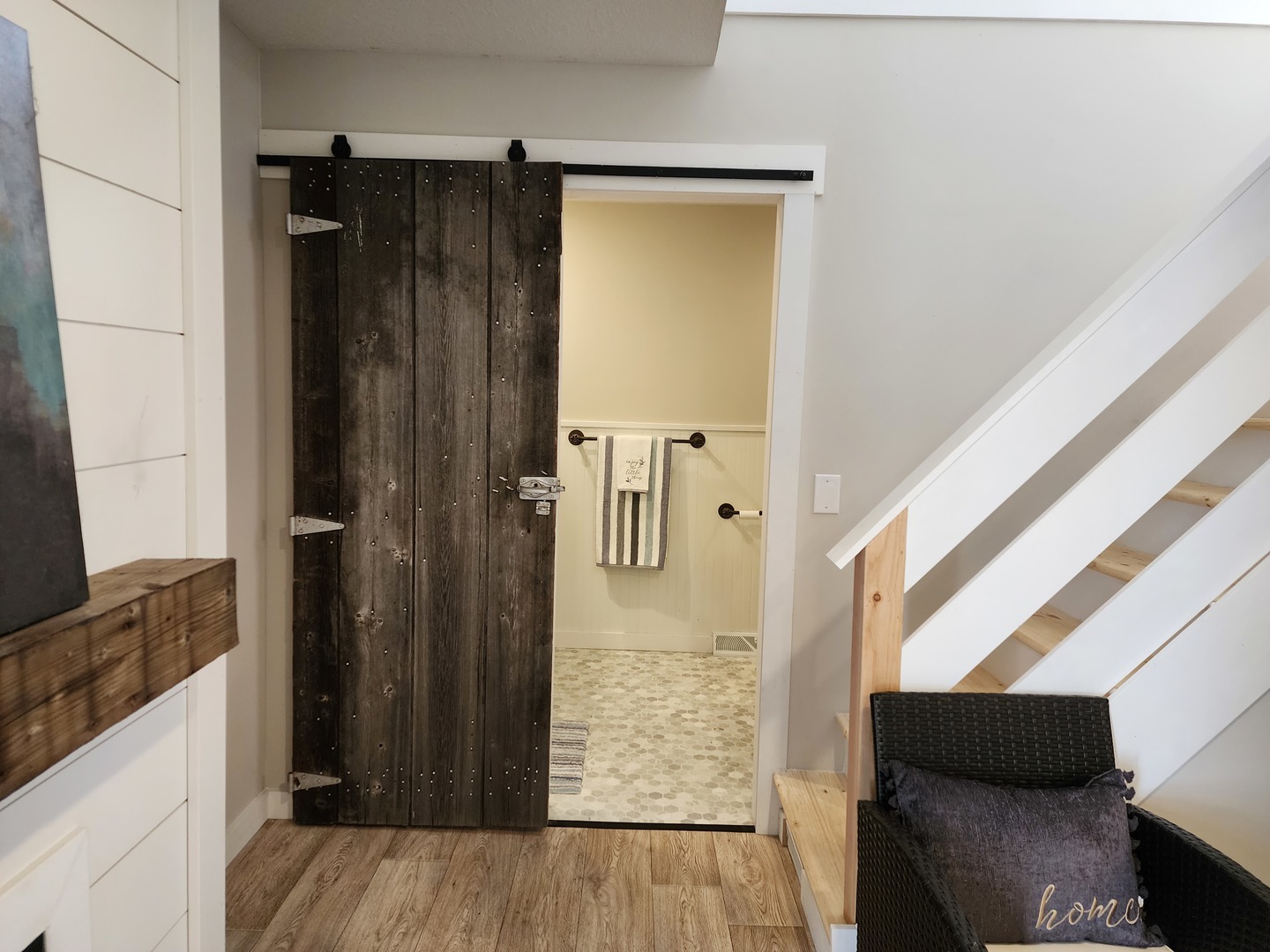6522 East 3500S Road St. Anne, IL 60964 - Photo 10 of 20 a bathroom with a shower and a tub