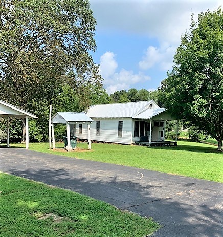 715 North Pleasant Street Decaturville, TN 38329 - Photo 2 of 26 Gallery Image 2