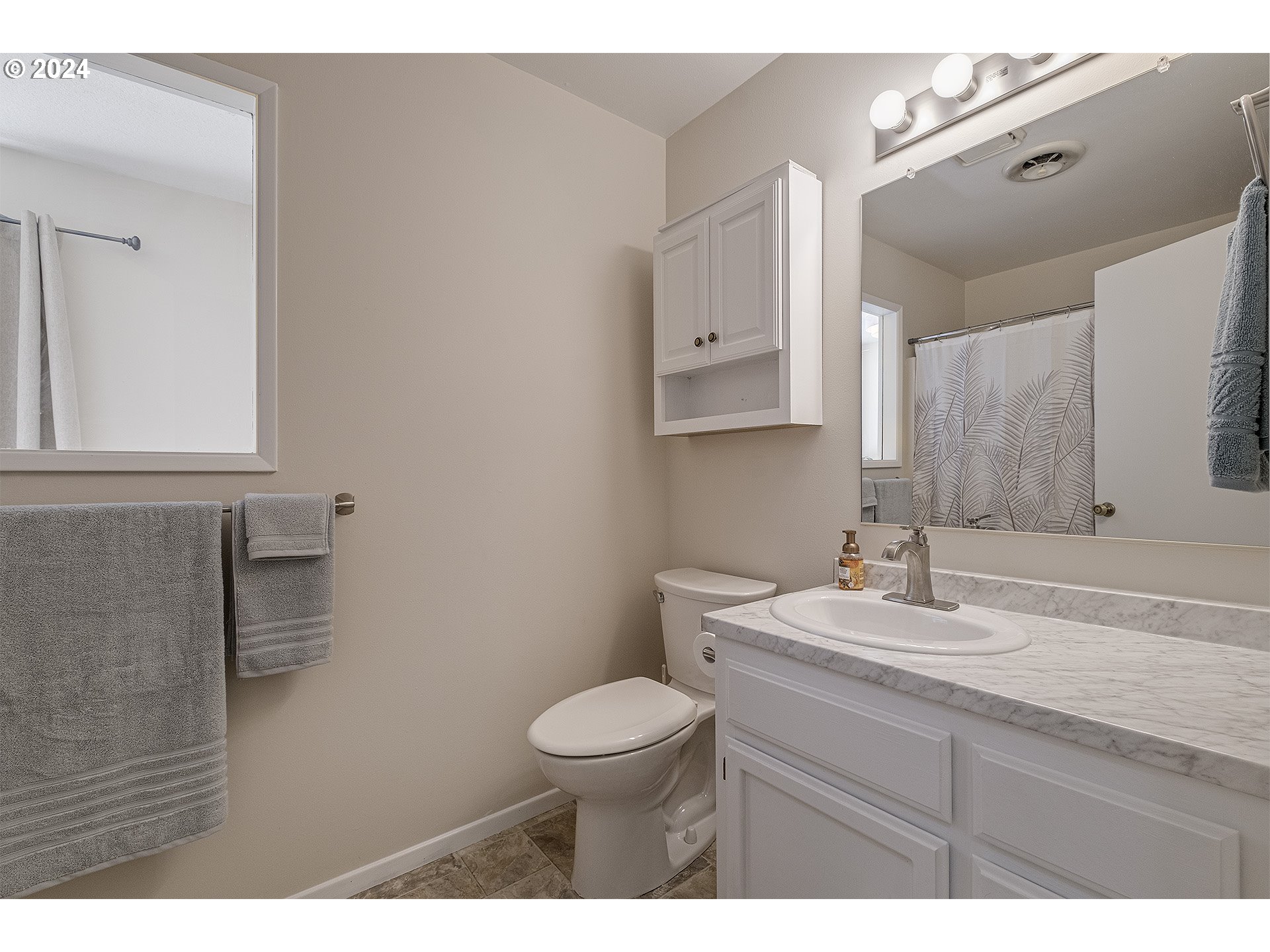 24335 Southwest Melott Road Hillsboro, OR 97123 - Photo 32 of 48 Gallery Image 32