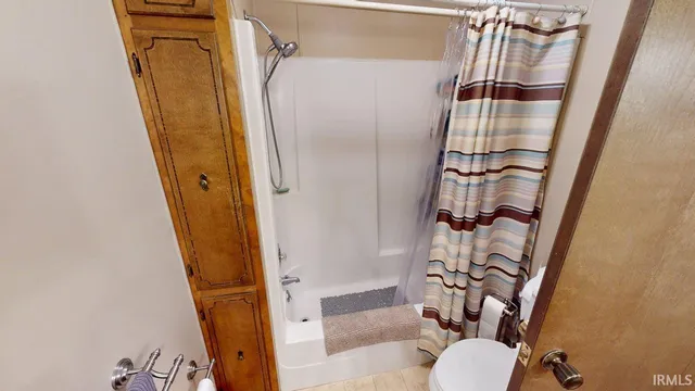 $349,900 | 7892 450 North, Logansport, IN 46947