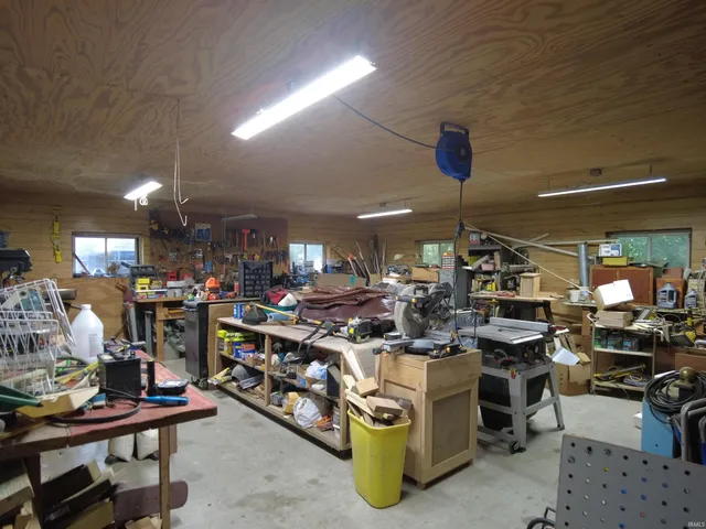 $349,900 | 7892 450 North, Logansport, IN 46947