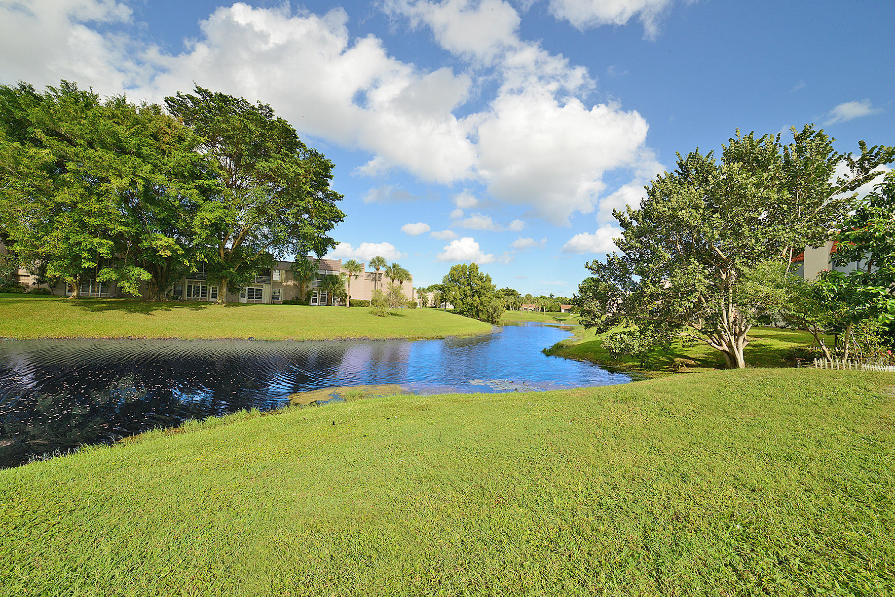 829 Camino Road, Unit 112B Delray Beach, FL 33445 - Photo 5 of 36 DSC_0251A