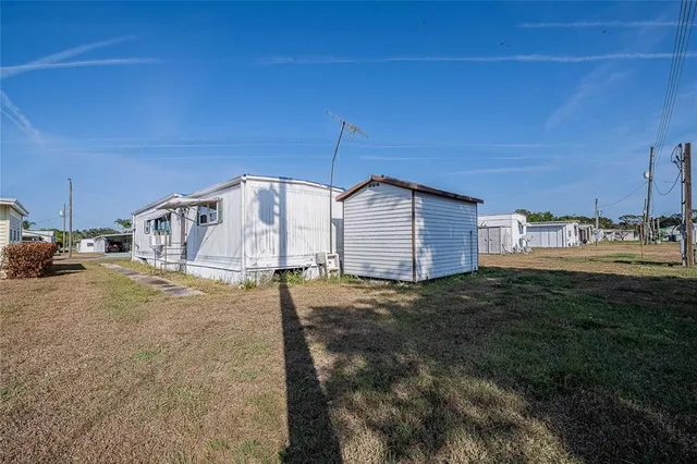 a house view with a outdoor space