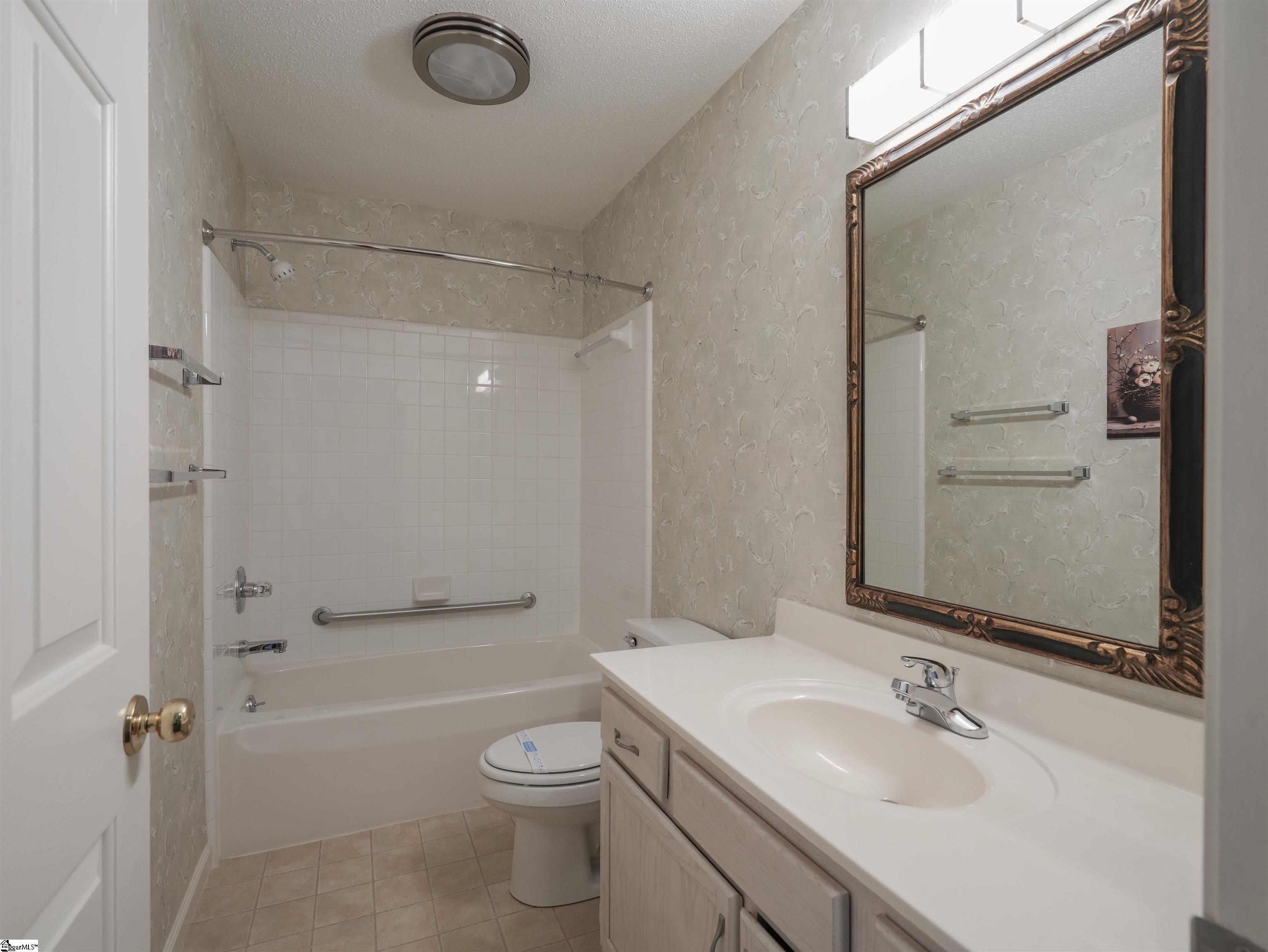 7 Stone Meadow Road Greenville, SC 29615 - Photo 14 of 40