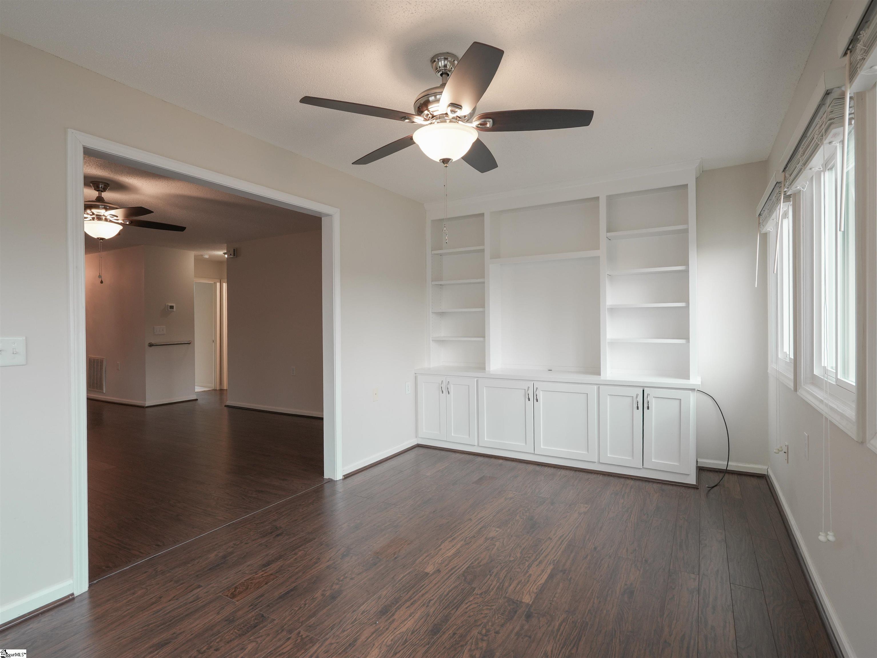 7 Stone Meadow Road Greenville, SC 29615 - Photo 9 of 40