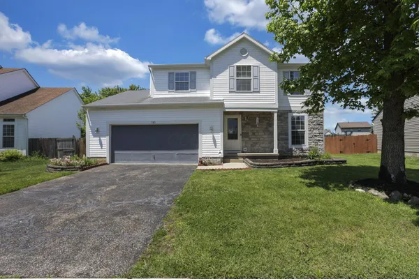 $389,900 | 7180 Dewfall Drive, Reynoldsburg, OH 43068